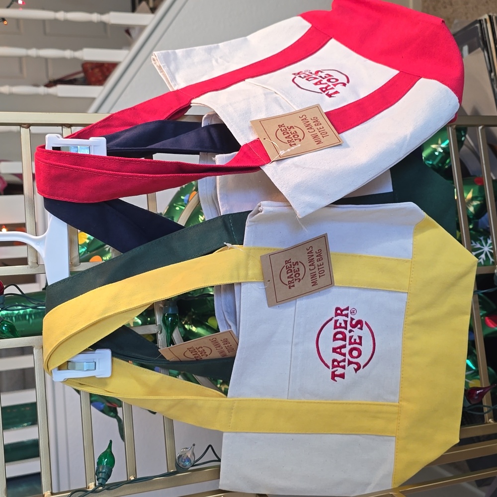 4 Trader Joe's mini totes- all 4 colors!